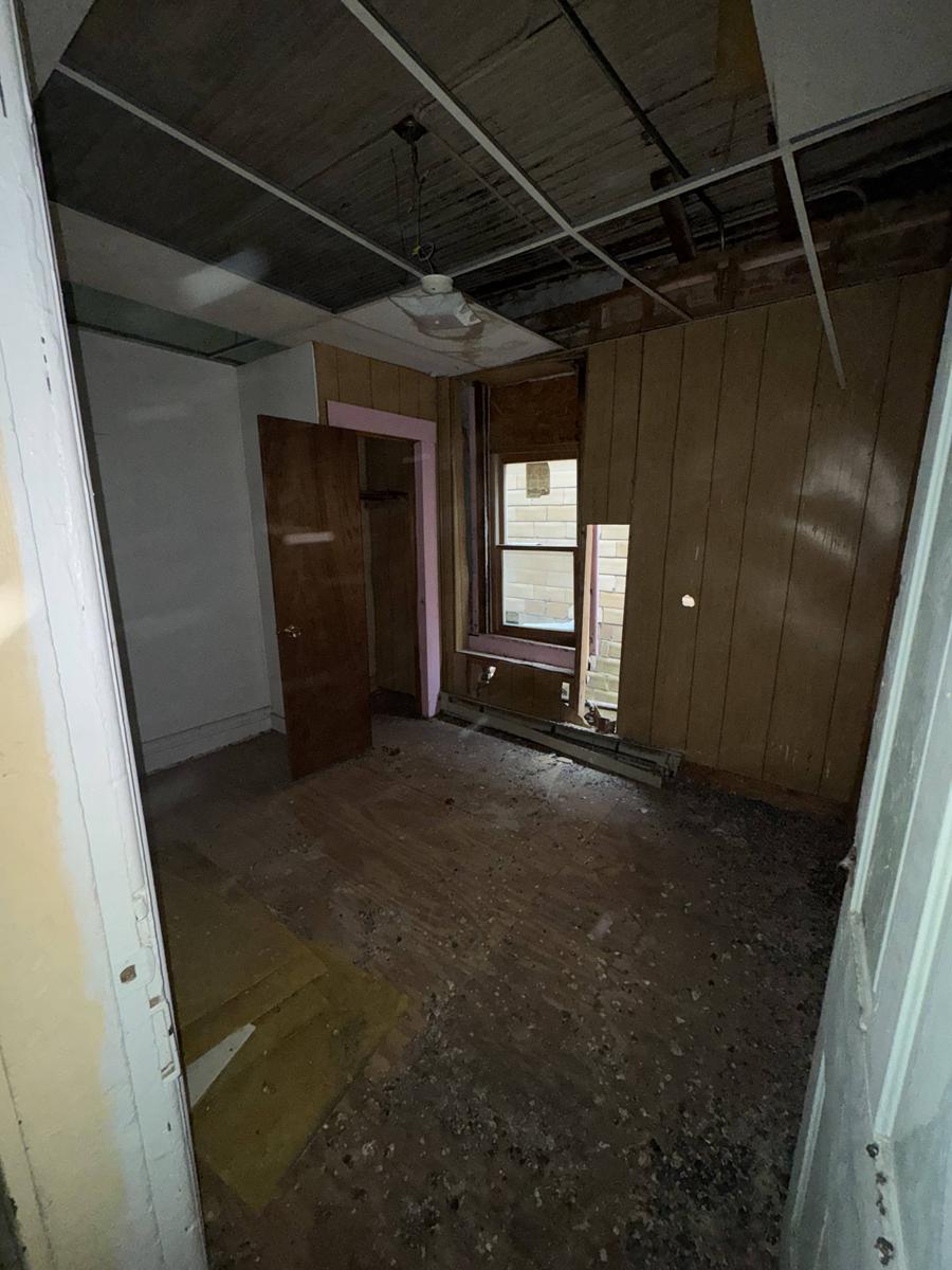 Dingey Movers Emergency Shoring Services 24